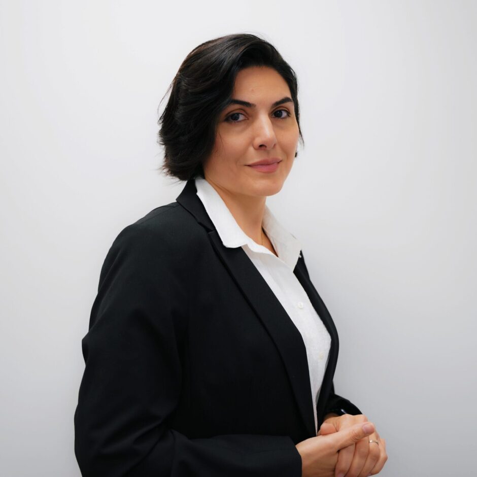 مانا محمدی